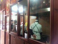 操作间-但家香酥鸭(花溪民主路店)