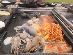 -海抱猪
