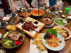 -老滇山寨•云南特色菜•地方菜•民族风情歌舞表演(金碧店)