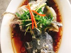 -四川小胡子海鲜(丁村万人海鲜广场店)