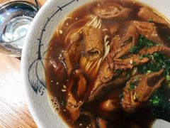 老卤肥肠面-囿面传统制面馆(中央路店)