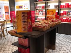 零售区-喜万年年.嫁女饼.顺德特产(华侨城店)