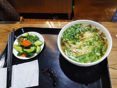 -陇上全荟兰州传统牛肉面(延吉路店)
