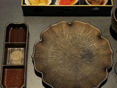 -铭牛烧肉·和牛海鲜自助(高新月牙湖店)