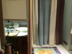 iphone_upload_pic-喜鹊愉家酒店(郑州曼哈顿博览中心地铁站店)