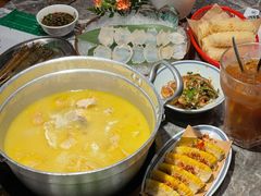 -禄婶鸡煲·打边炉