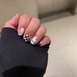 -雪奈传统美甲美睫