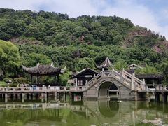 -灵岩山风景区
