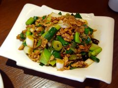 宣威小炒肉-宣威山野人家·云南菜·菌火锅(金碧店)