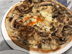 牛肝菌松露披萨-玛尚诺意式餐厅(日月光店)