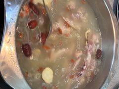 -光头药膳鸡(莱茵小镇店)