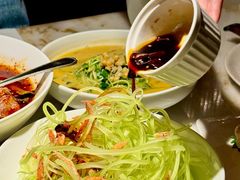 -初蓉丨遇见新川菜(亲贤街荣耀店)