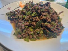 雪菜牛肉丝-食光慢宴·安吉土菜馆