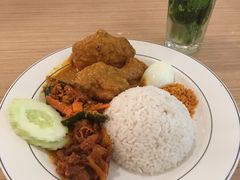 -关夫人餐厅(阳光广场店)