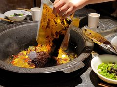 -大鱼山房鱼头火锅(老字号品质店)