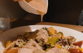 Chicken Mango Quinoa Salad