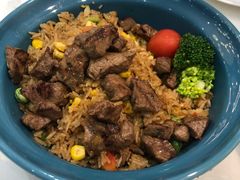 雪花牛肉粒炒饭-丽莎沙拉轻食餐厅(国贸店)