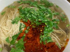 -陇上全荟兰州传统牛肉面(延吉路店)