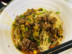 -阿阳牛腩腌面店