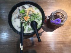 -鸭小妹鸭血粉丝(老门东店)