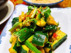 凉拌黄瓜-福照楼汽锅鸡·云南菜(护国路店)