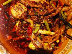 -休记光头香辣蟹干锅店(衣冠庙店)