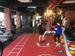 -GYMPLUS私教健身会馆(大悦城店)