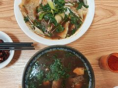 牛肉罩饼-清真·白家牛肉罩火烧老店(育才街店)