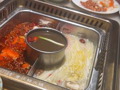 -巴渝瓦肆重庆鲜火锅(宝龙环湖店)
