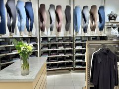-lululemon(万象城店)