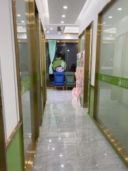 -苗医生专业祛痘·皮肤管理