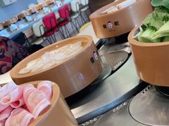 -龍歌自助小火锅(市南金茂湾店)