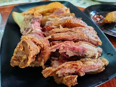 炭烧咸猪手-雅憩花园餐厅