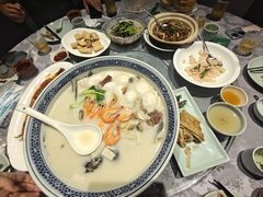 极品八宝鱼头皇-山外山菜馆(玉泉路店)