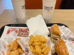 -The Habit Burger Grill 哈比特汉堡(爱琴海店)