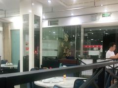 -红色湘菜馆(春风店)