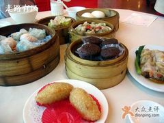 -黄金海景大酒店-旋转餐厅