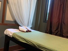 -Arunda oriental massage