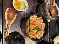 一鳗三吃-玄白·炭烤活鳗(上海首店)