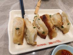 -小姜锅贴(凤凰街店)
