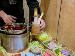 -独食火锅·半米屋台(直营总店)