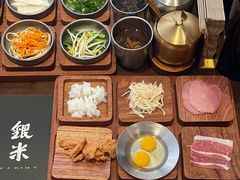 -银米·云南传统过桥米线(双廊黑金冠店)