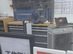 -迪卡侬(明光路店)