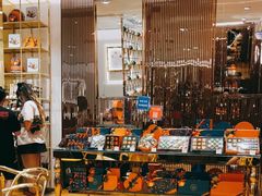 -VENCHI 闻绮(上海佛罗伦萨小镇店)