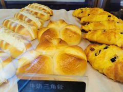 -BONBON BAKERY