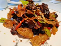 香蕉牛肉-聚友斋(陶瓷琉璃馆水晶街店)