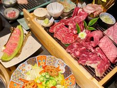 -铭牛烧肉·和牛海鲜自助(高新月牙湖店)