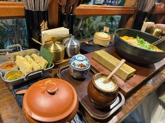 -银米·云南传统过桥米线(双廊黑金冠店)