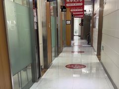 -雅悦齿科(顾村公园店)