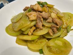 -黄泥岗·地道湖北菜(奥特莱斯店)